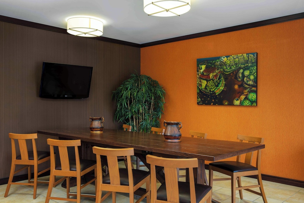 Fairfield by Marriott Inn and Suites Augusta Fort Eisenhower Area - photo 28