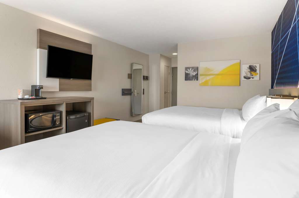 Comfort Inn Edinburgh Columbus - photo 15