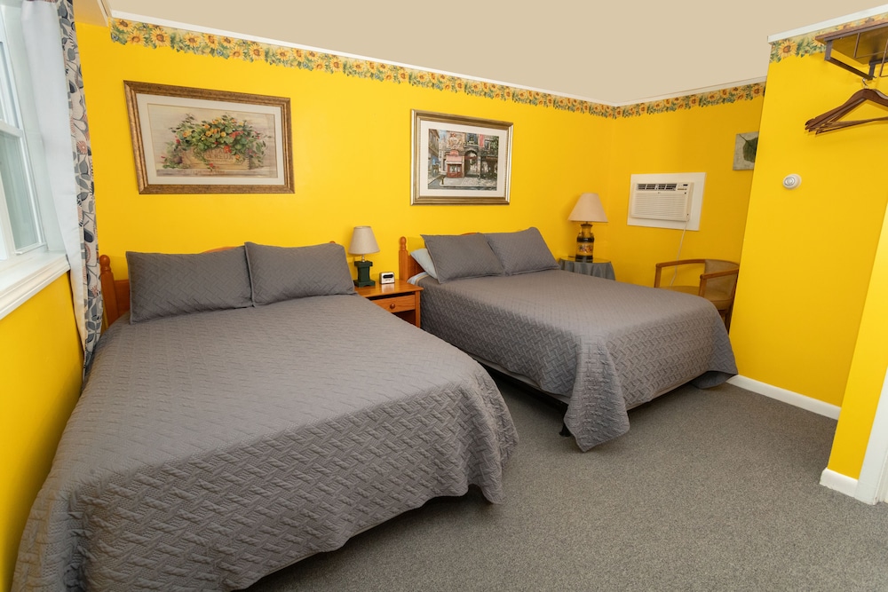 Governors Rock Motel - photo 10