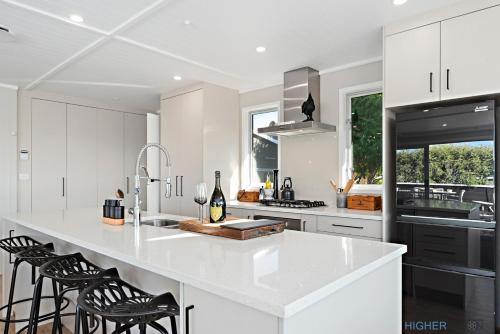 La Petite Maison Taupo — 4-Star Luxury Hotel in Taupo, New Zealand