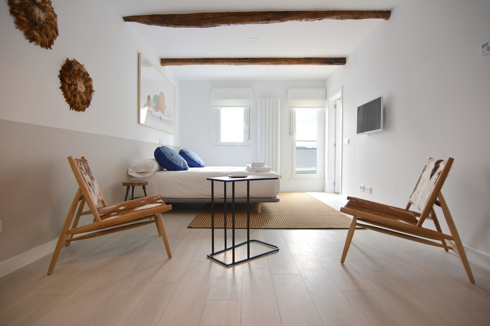 Santiago Center Rooms — 4-Star Luxury Hotel in Santiago De Compostela, Spain