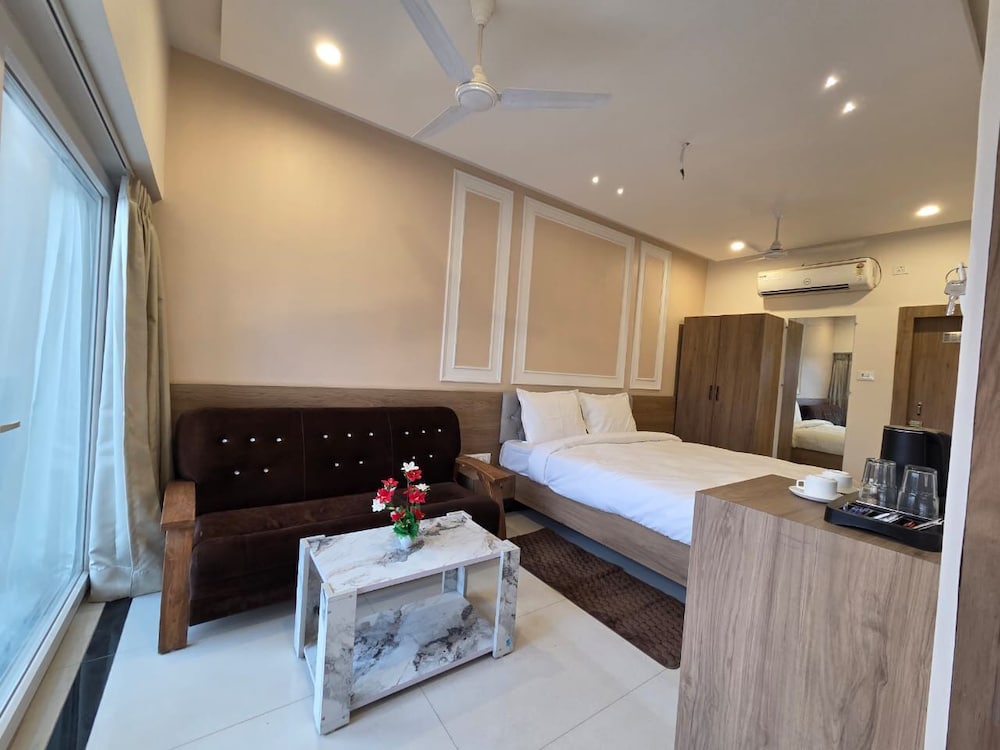 The Manthan Hotel City View — Fyzabad — photo 3