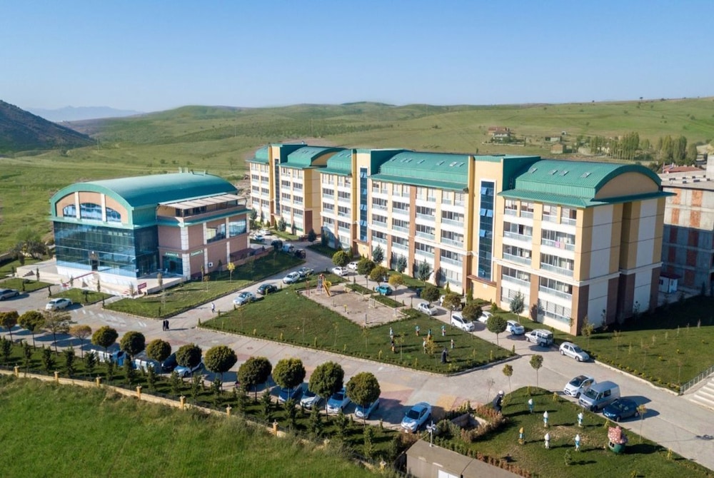 Arya Termal Otel Halal Hotel — hotel in Ihsaniye