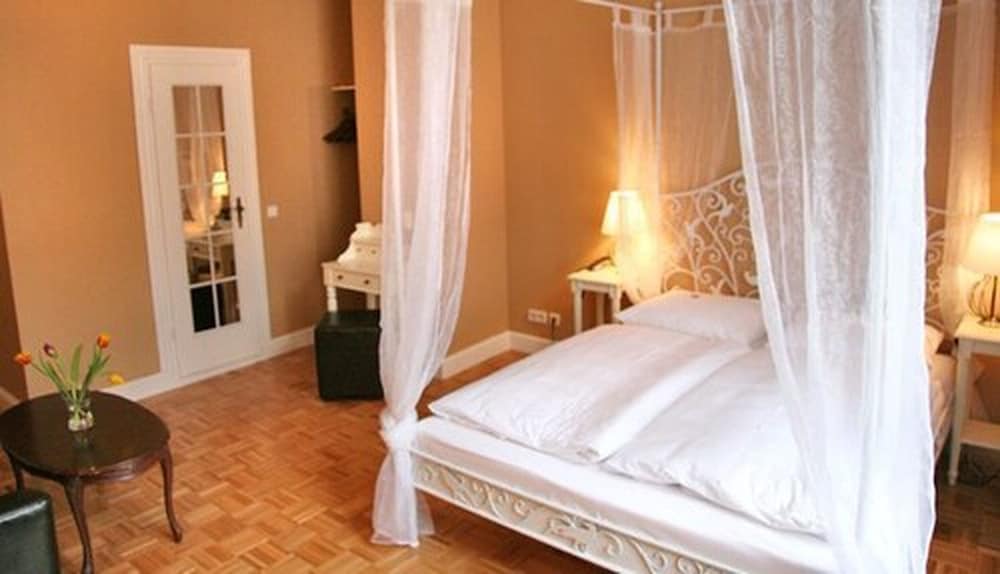 Hotel Maison Am Olivaer Platz — Berlin — photo 5