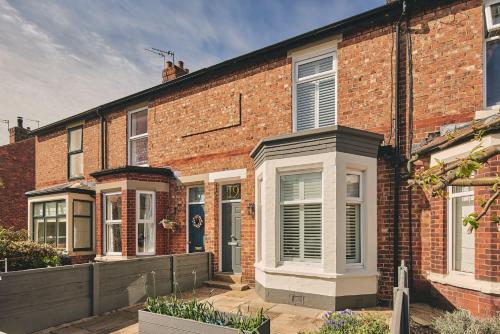 Hollie Cottage — 4-Star Luxury Hotel in Lytham St Annes, United Kingdom