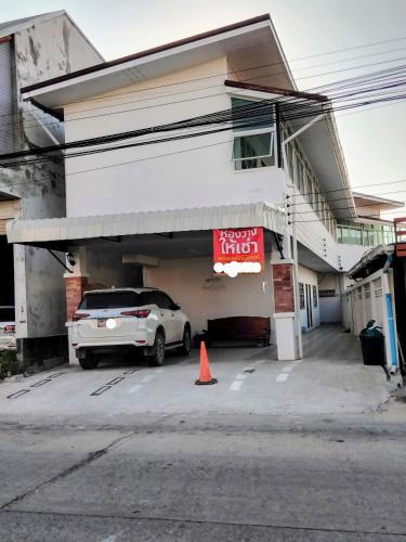 room 9 still available for MotoGP in Buri Ram, Thailand