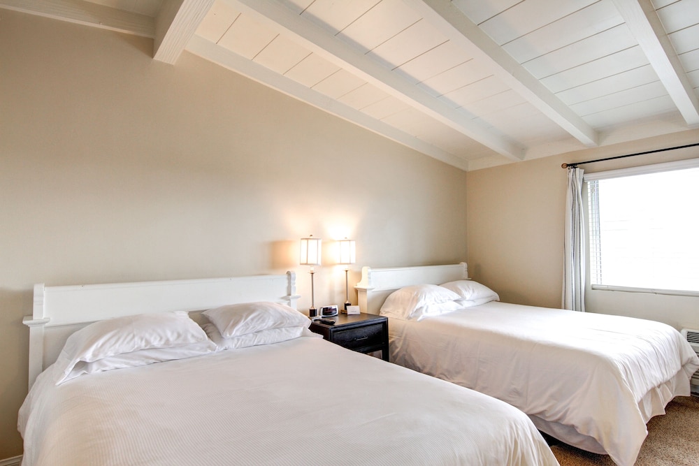 The Tides Laguna Beach - photo 23
