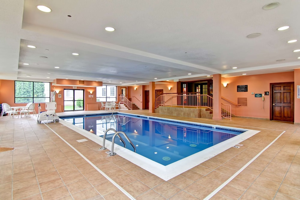 Homewood Suites by Hilton Stratford - photo 28