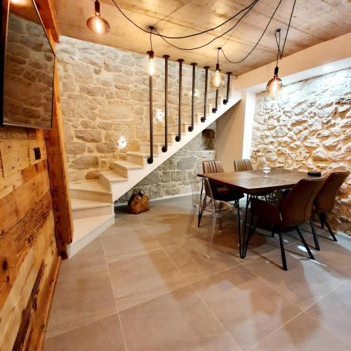 Sani Holiday House — 4-Star Luxury Hotel in Razanac, Croatia