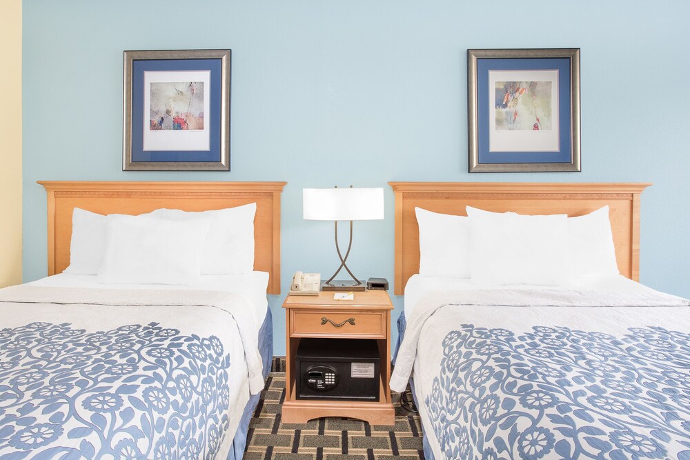 Days Inn by Wyndham Ruther Glen Kings Dominion Area - photo 3