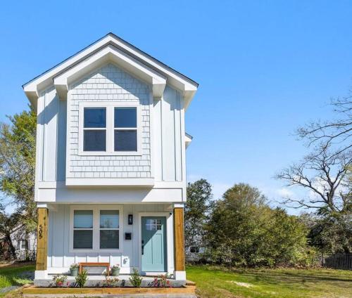 New Downtown OneTreeHill Bridge in Wilmington, United States