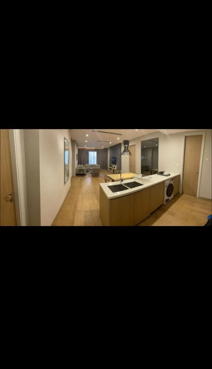 Summer Suites near KLCC 1 — 5-Star Luxury Hotel in Kuala Lumpur, Malaysia