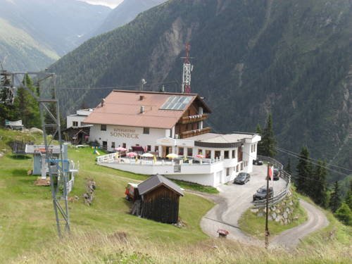 Alpengasthof Sonneck in Soelden, Austria