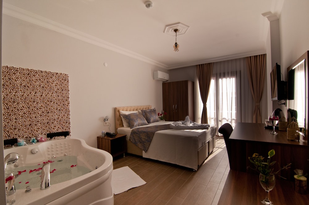 Defne Hotel — Sile — photo 5