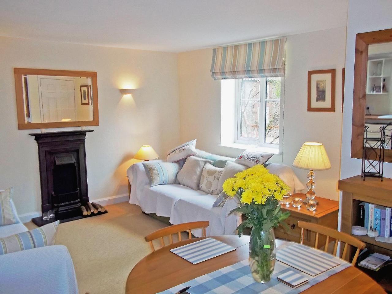 Cobble Stones — 4-Star Luxury Hotel in Holt, United Kingdom