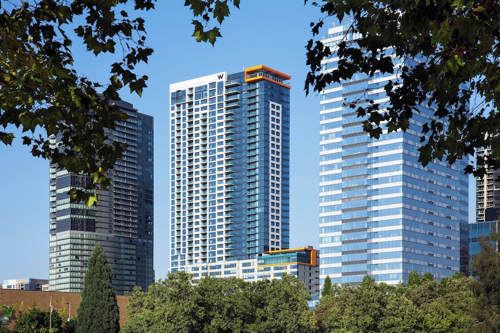 W Bellevue - photo 54
