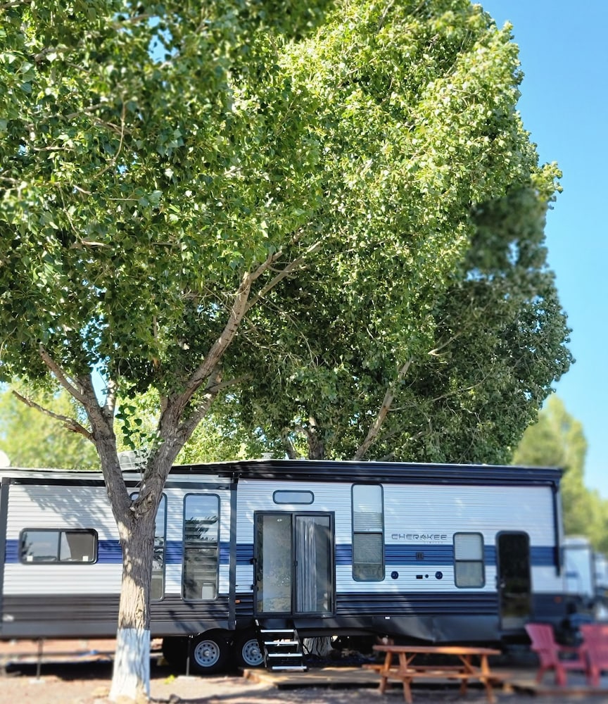 Grand Canyon RV Glamping - photo 13