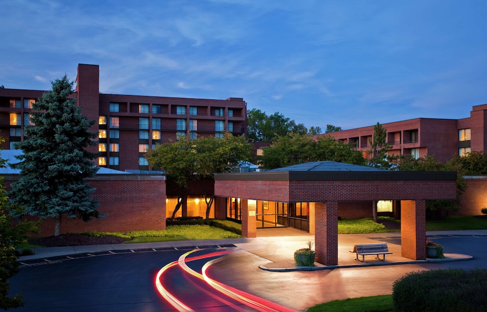 DoubleTree by Hilton Hotel Syracuse - photo 56