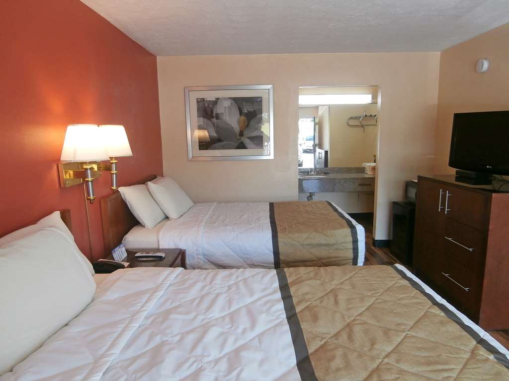 Country Hearth Inn & Suites Cartersville - photo 11