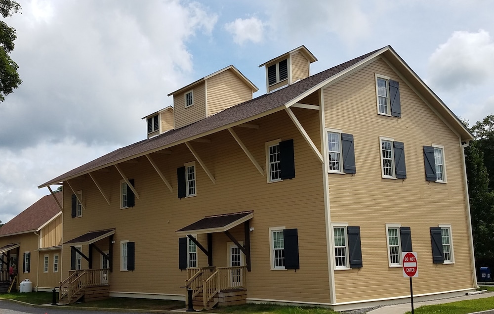 The Railroad Inn - photo 31