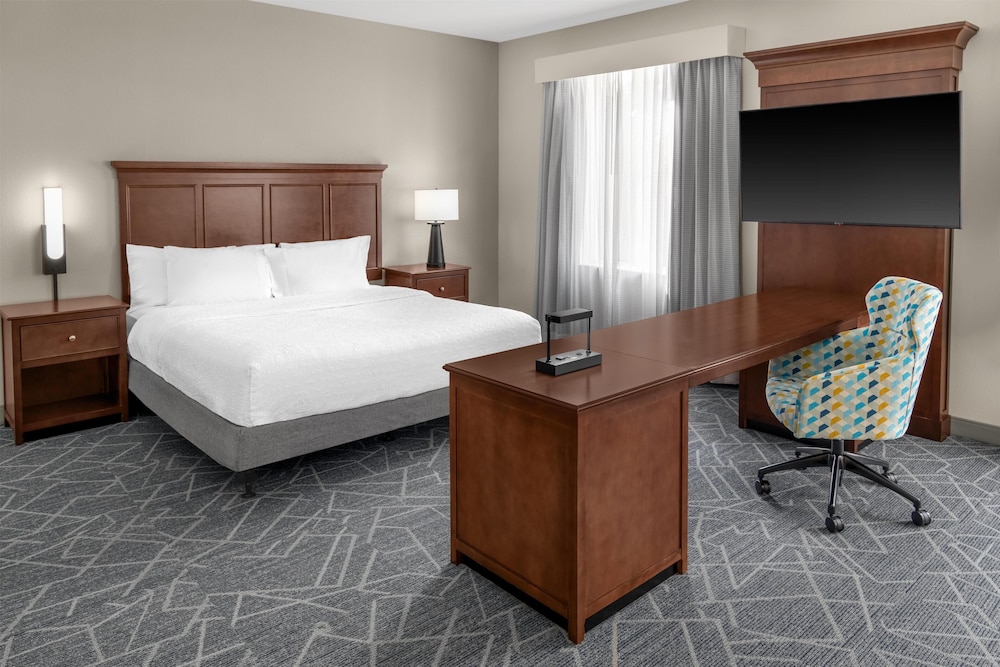 Hampton Inn & Suites Coconut Creek - photo 24