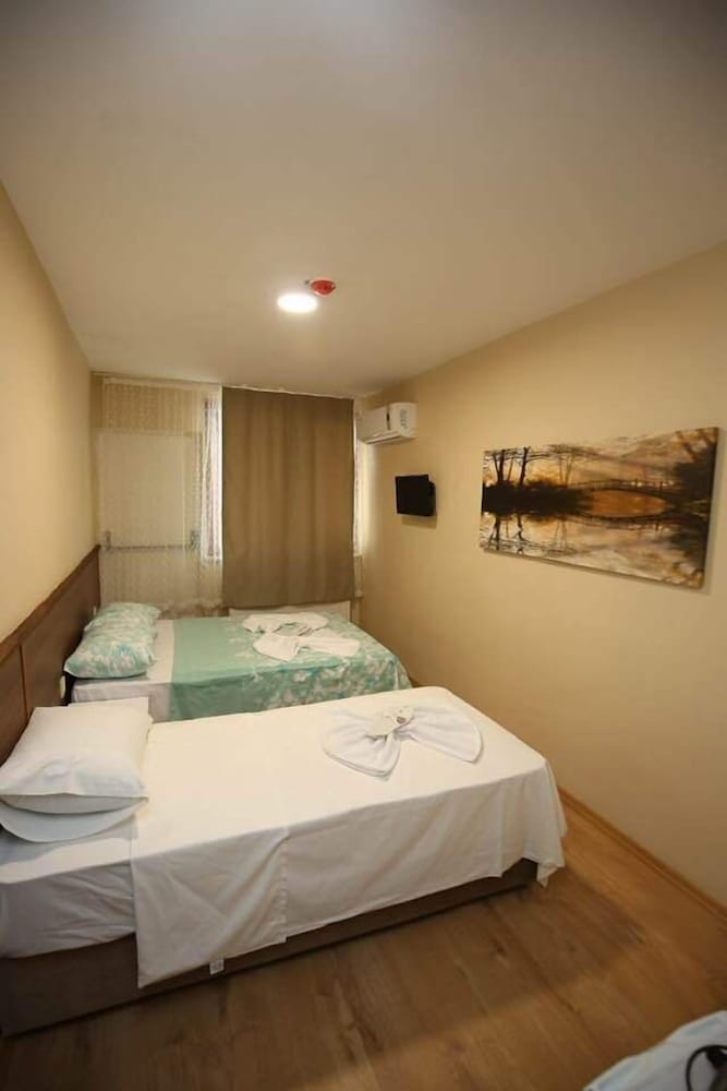 Yues Hotel — Istanbul — photo 4