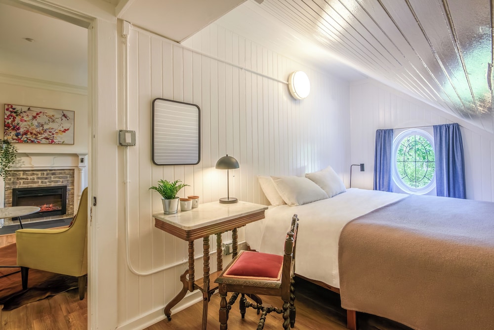 Cedar Gables Inn - photo 44
