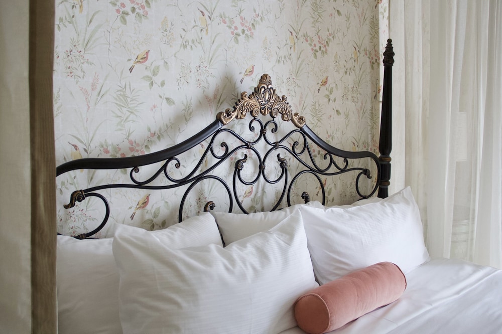 The Litchfield Inn - photo 41