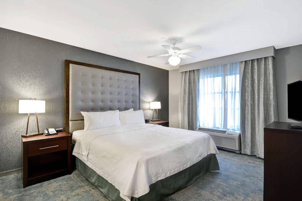 Homewood Suites by Hilton Palm Desert - photo 25