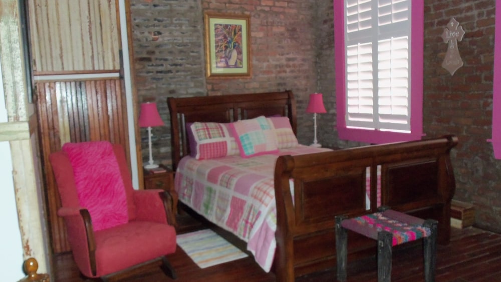 The Main Street Hotel - photo 45