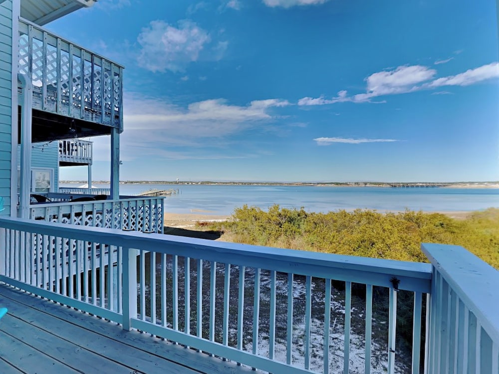 Sandcastle Townhomes #24 by Southern Vacation Rentals — 4-Star Luxury Hotel in Navarre, United States