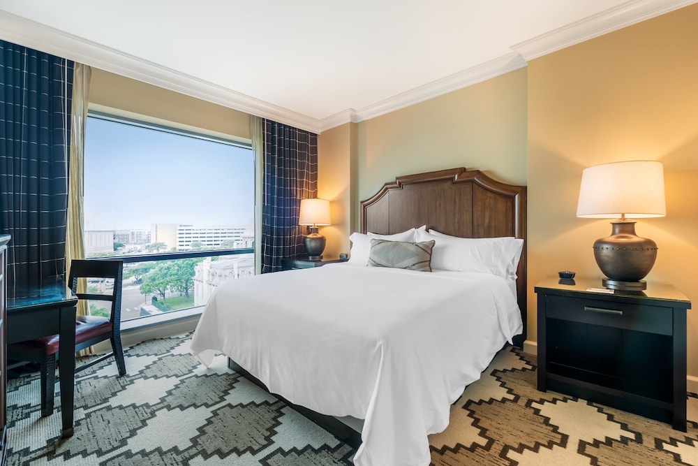 Omni Fort Worth Hotel - photo 27