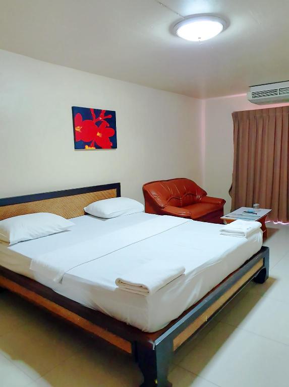The Montana Lodge Sathorn