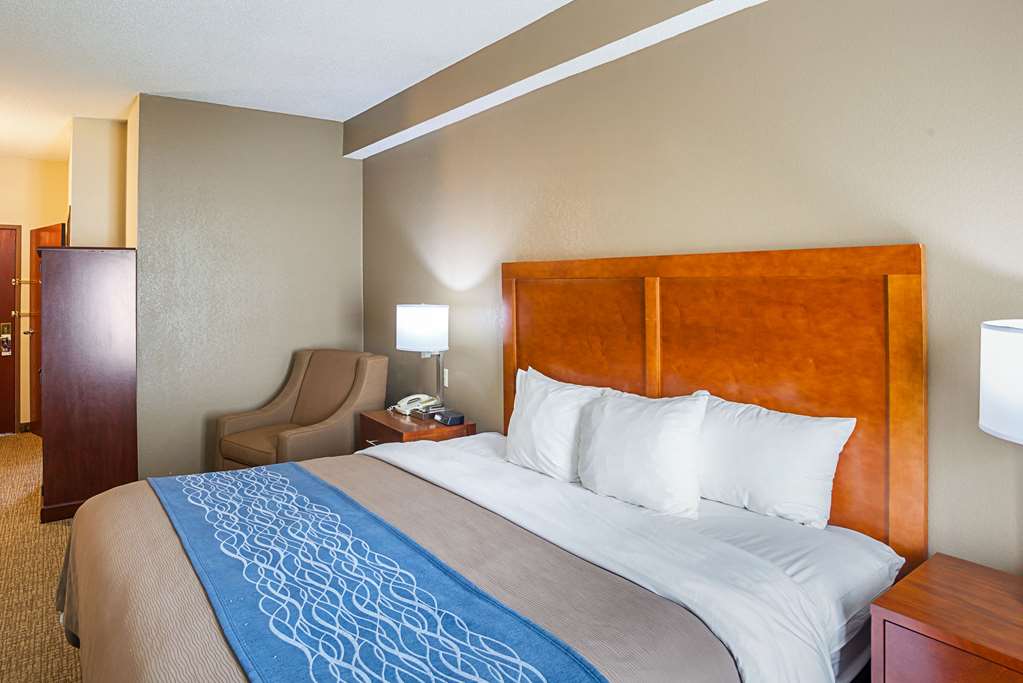 Comfort Inn Lincoln I 80 - photo 8