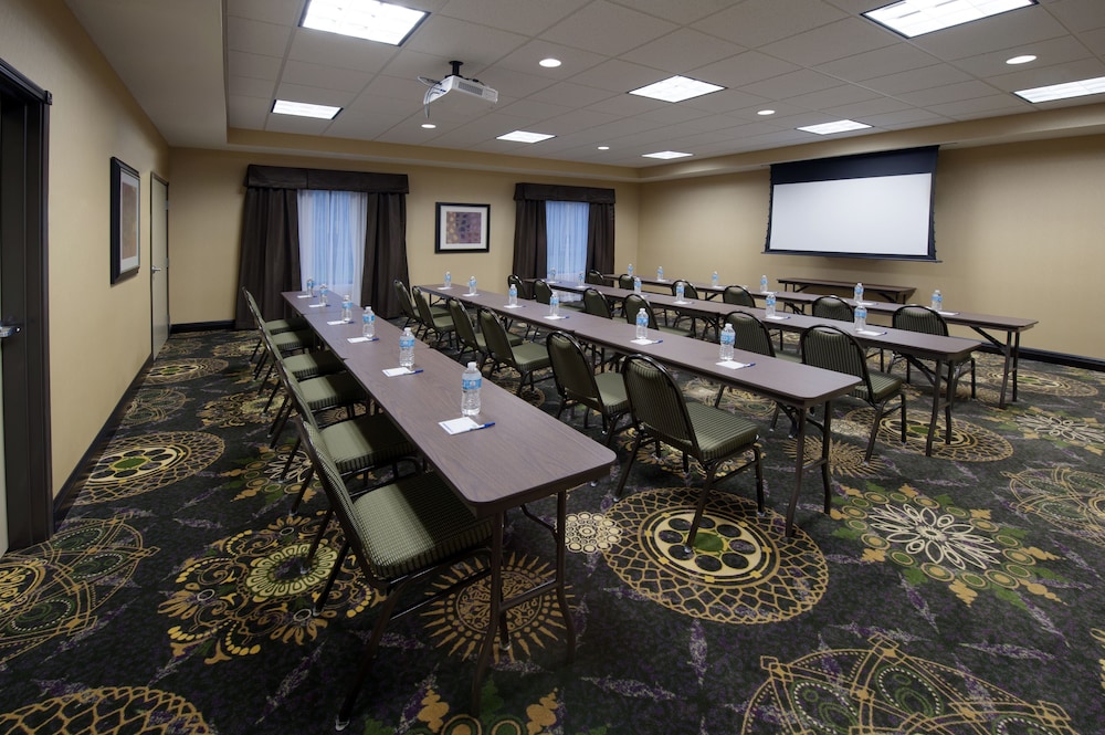 Holiday Inn Express Hotel & Suites Clearfield by IHG - photo 23