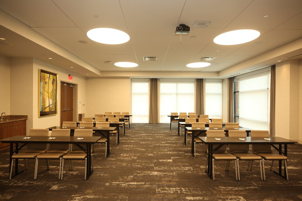 Holiday Inn Express & Suites Charlotte South End by IHG - photo 102