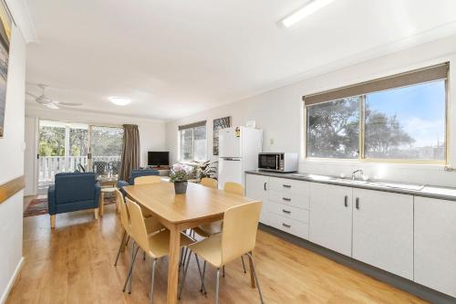 Bimbimbi 1 11 Willow Street — hotel in Crescent Head