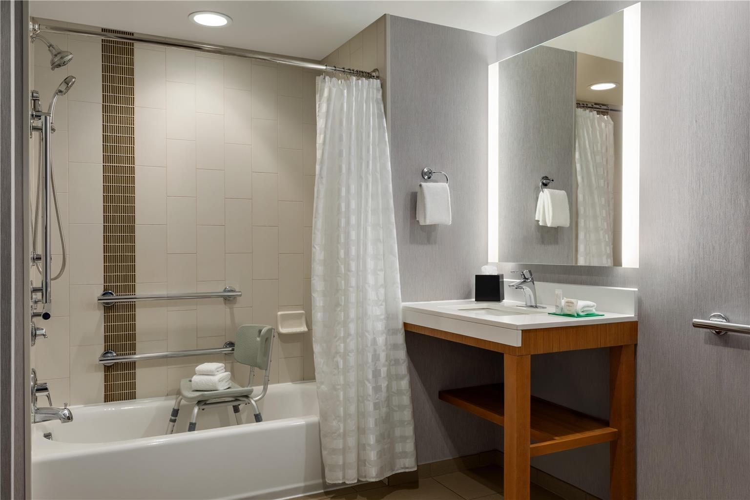 Hyatt Place Bloomington - photo 27