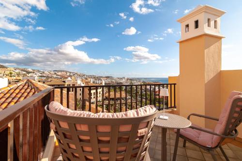Beautiful 2 Bedroom Penthouse Terrazas Del Duque — 4-Star Luxury Hotel in Adeje, Spain