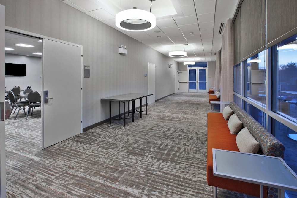 SpringHill Suites by Marriott Chattanooga North Ooltewah - photo 29