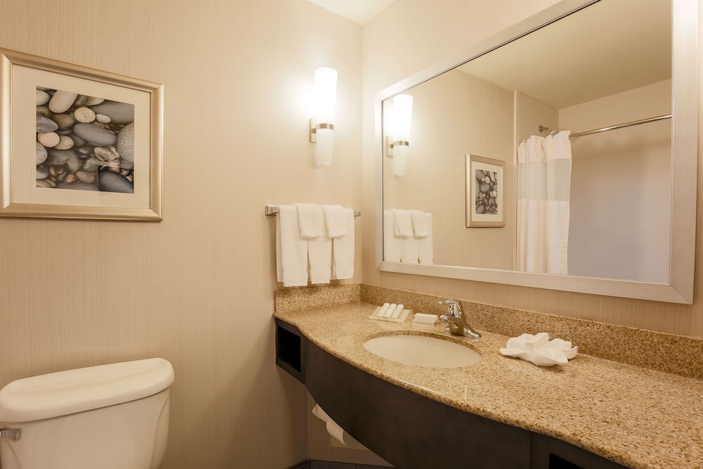 Hilton Garden Inn Nanuet - photo 23