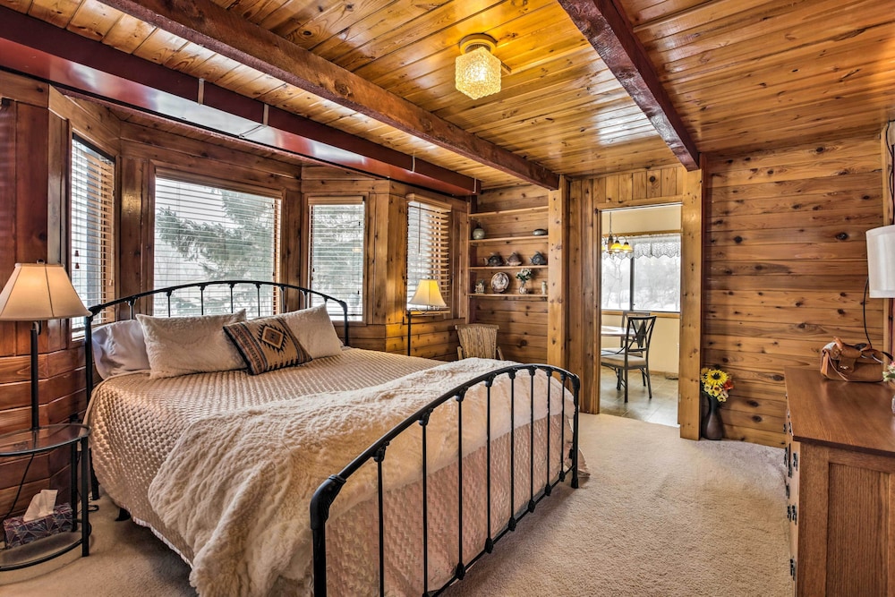 Serene Creekside Sheridan Getaway: Mountain Views - photo 10