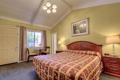 Bayside Inn - photo 4