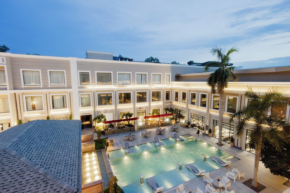 The Tivoli New Delhi — 5-Star Luxury Hotel in New Delhi, India
