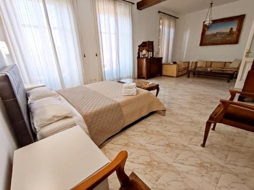 St. Peter luxury home — 4-Star Luxury Hotel in Rome, Italy
