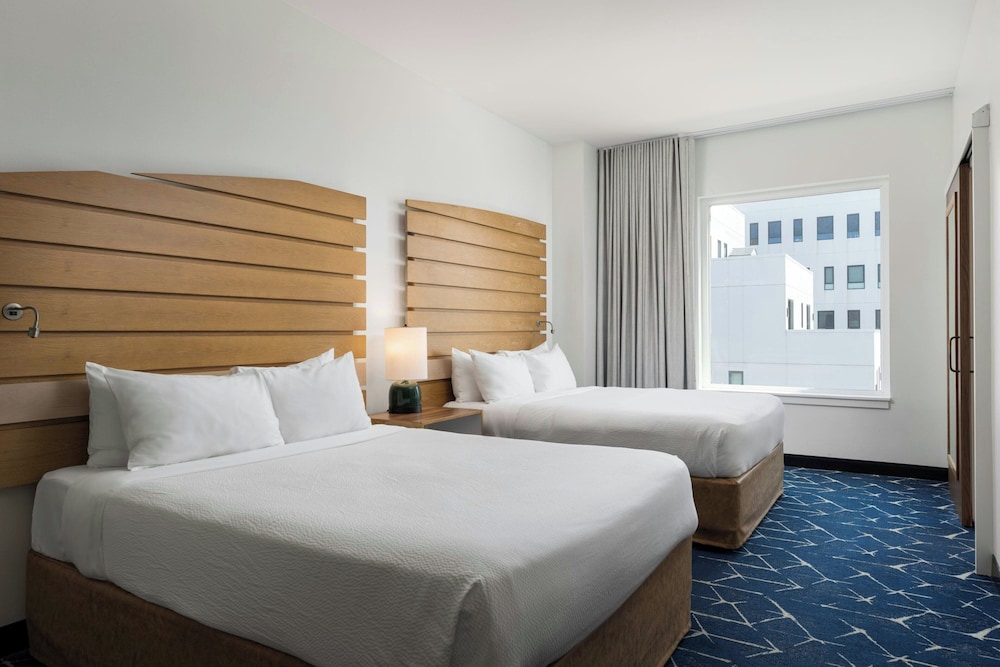 SpringHill Suites by Marriott Oceanside Beach - photo 7