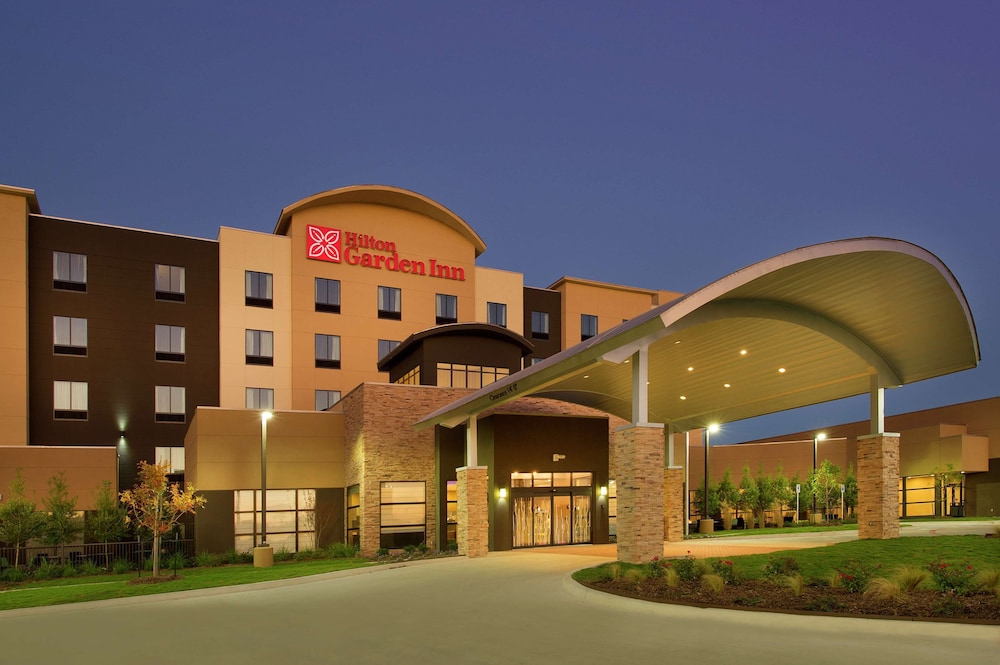 Hilton Garden Inn College Station - photo 38