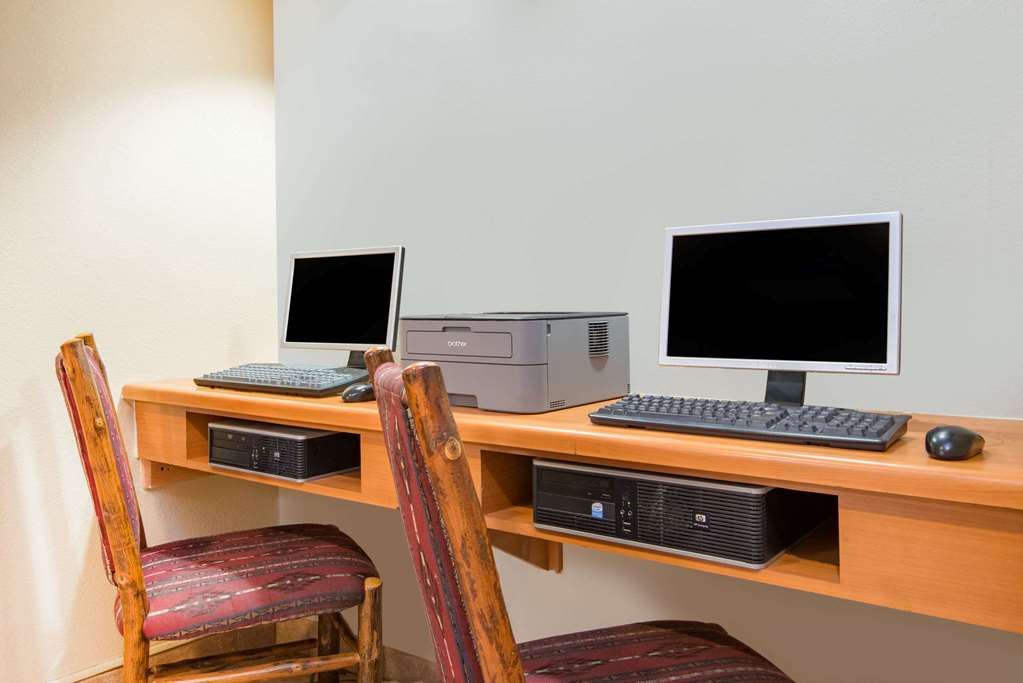 Hawthorn Suites By Wyndham Albuquerque - photo 15