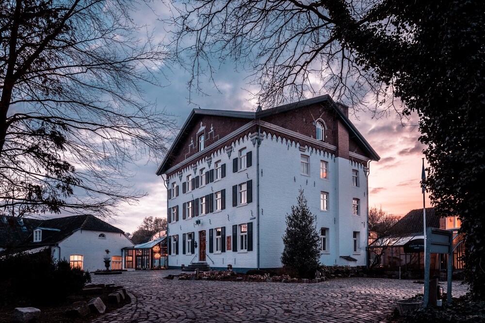 Fletcher Hotel Chateau De Raay — Baarlo