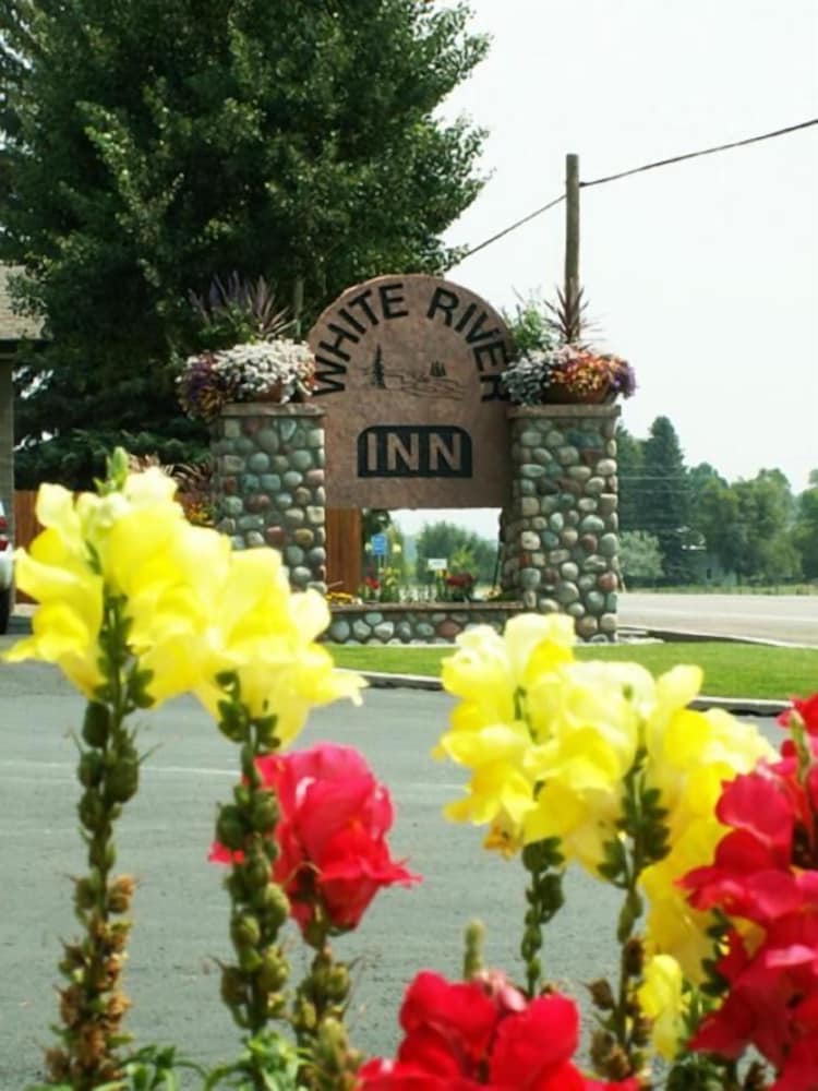 White River Inn - photo 11